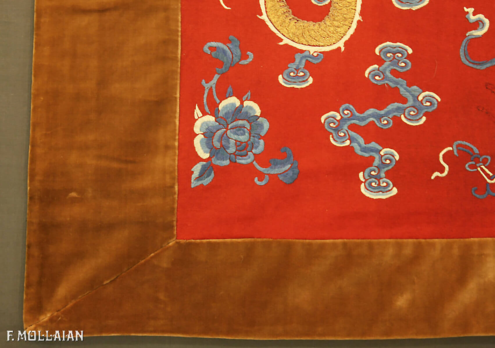 Pair of Antique Chinese Textile (Silk & Metal) n°:87635740